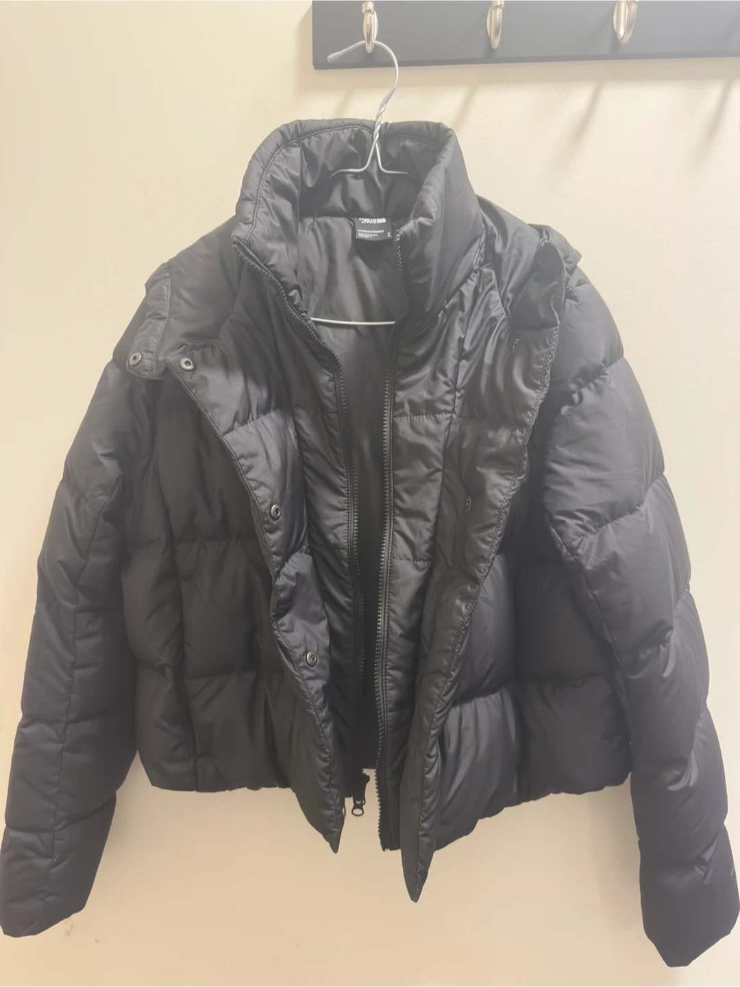 The North Face Dealio 550 Fill Power Crop Hooded Down Jacket - photo 3