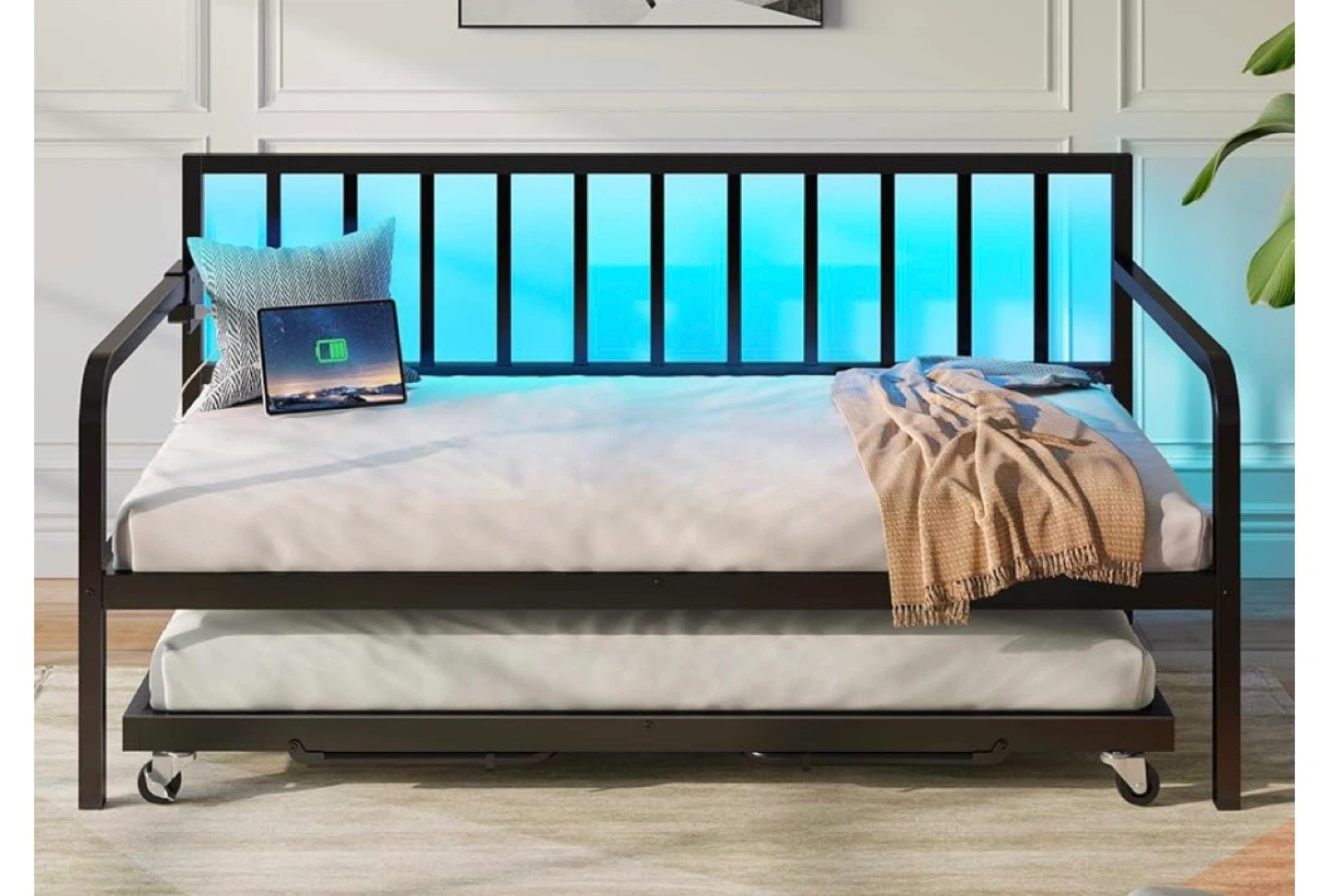 Black Metal Daybed with LED Lights - photo 4