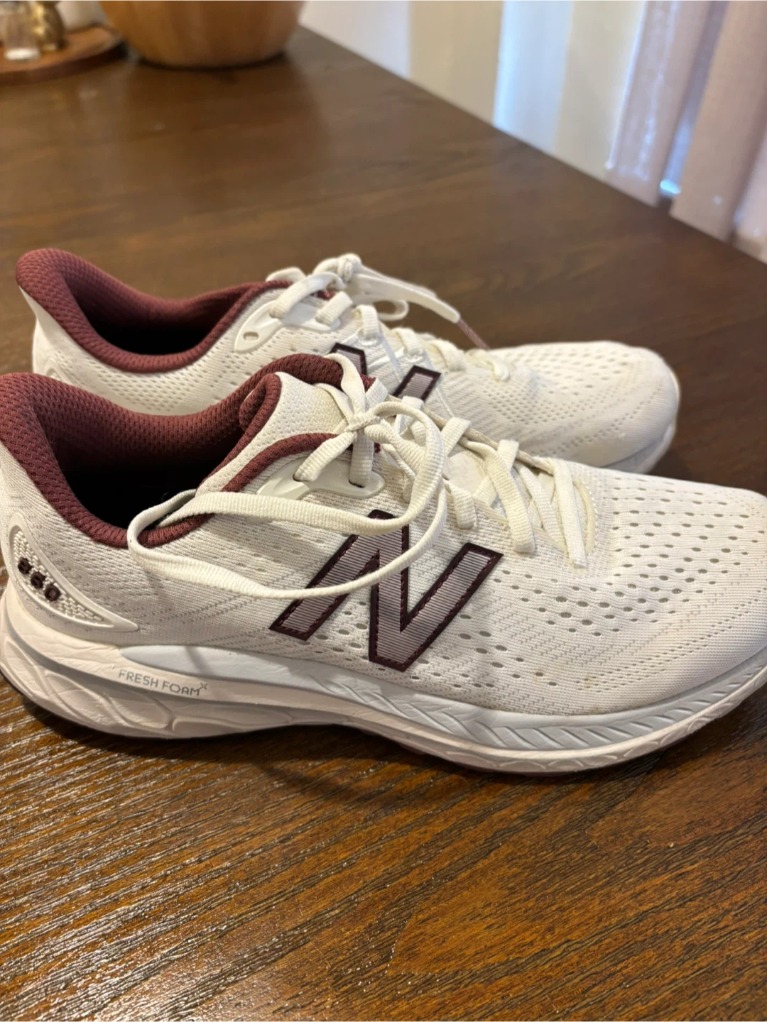 New Balance Fresh Foam Running Shoes White Burgundy Size 8