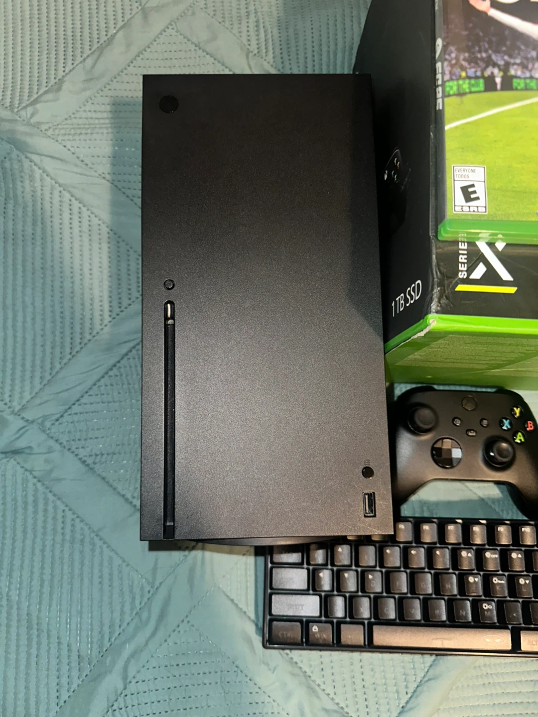 Microsoft Xbox Series X 1TB SSD Console - photo 2