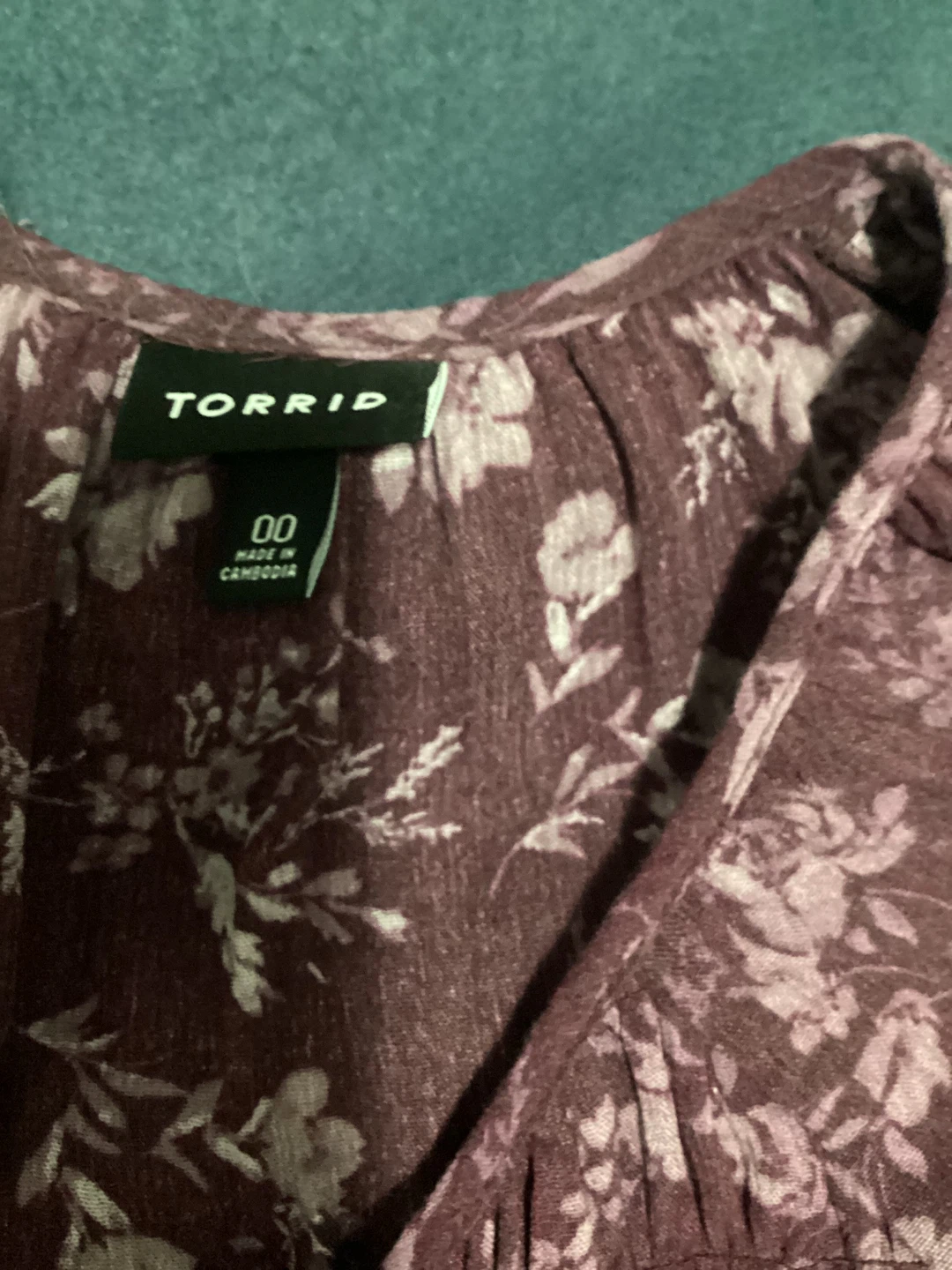Torrid Floral Smocked V-Neck Top - photo 4