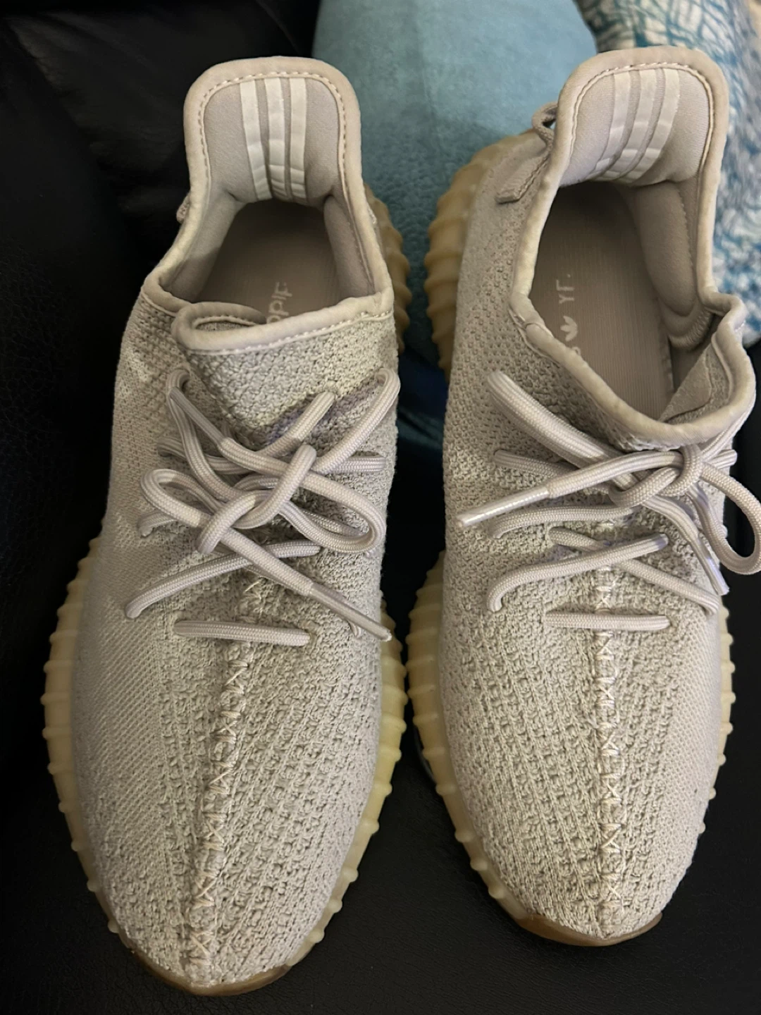 Adidas Yeezy Boost 350 V2