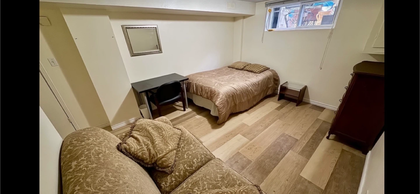 Bedroom Furniture Set