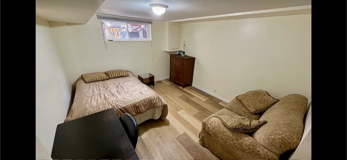 Bedroom Furniture Set - photo 2