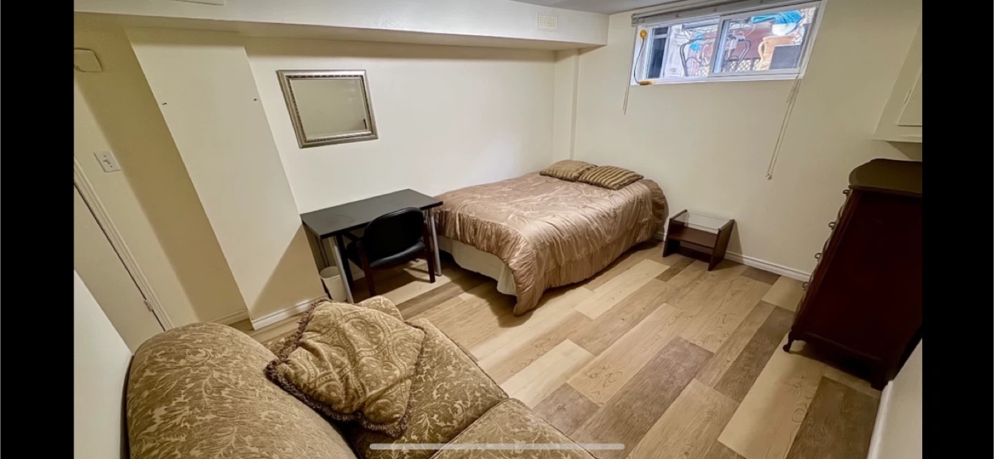 Bedroom Furniture Set - photo 4
