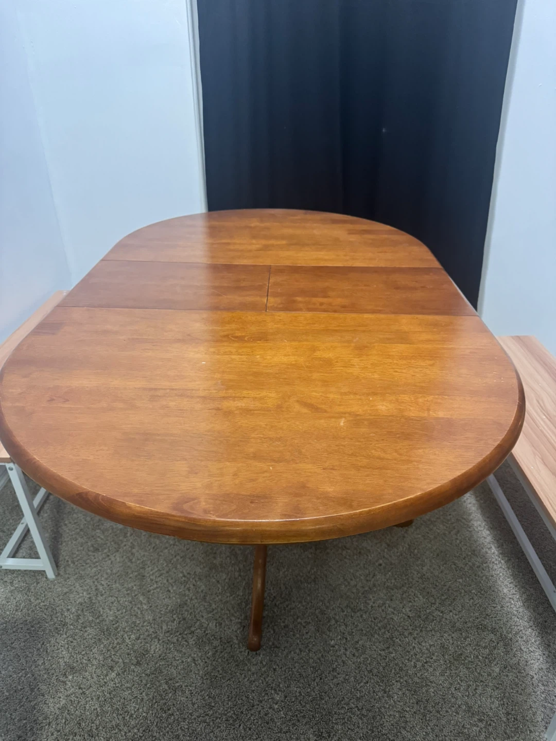 Oval Pedestal Dining Table - photo 2