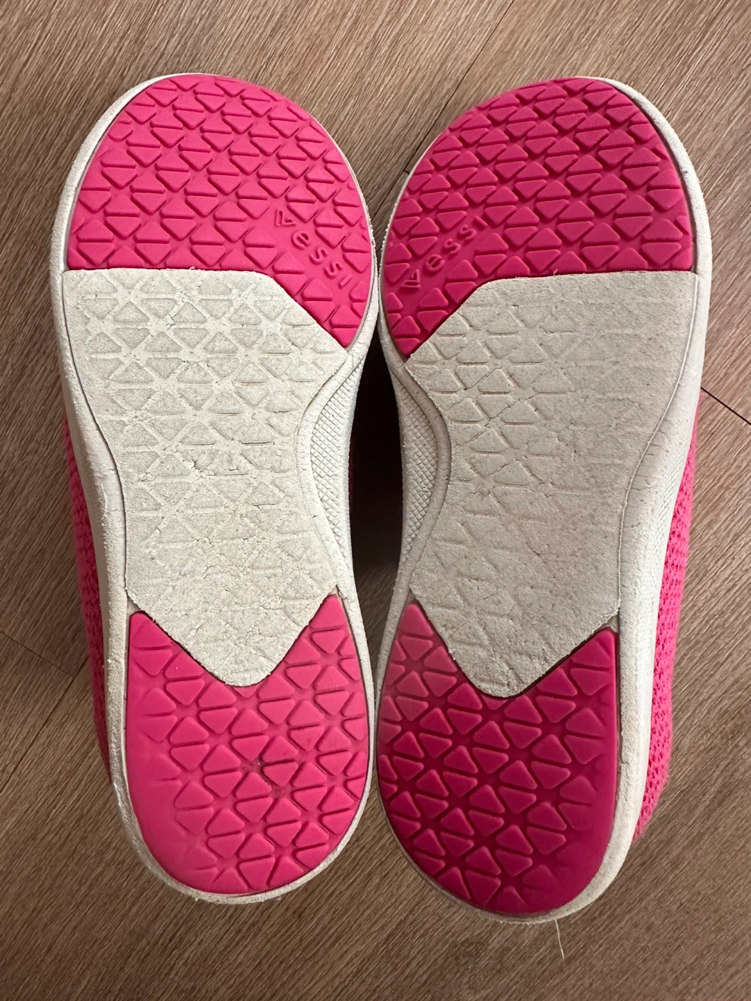 Vessi Kids Weekend Sneaker Size 3 - photo 2