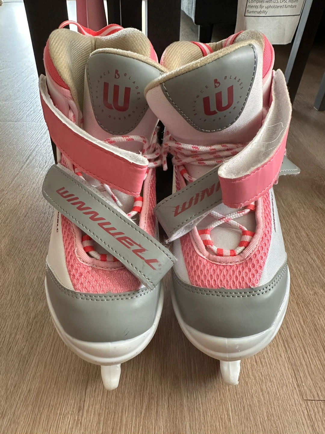 Winnwell Youth Ice Skates - US Size 12Y-2