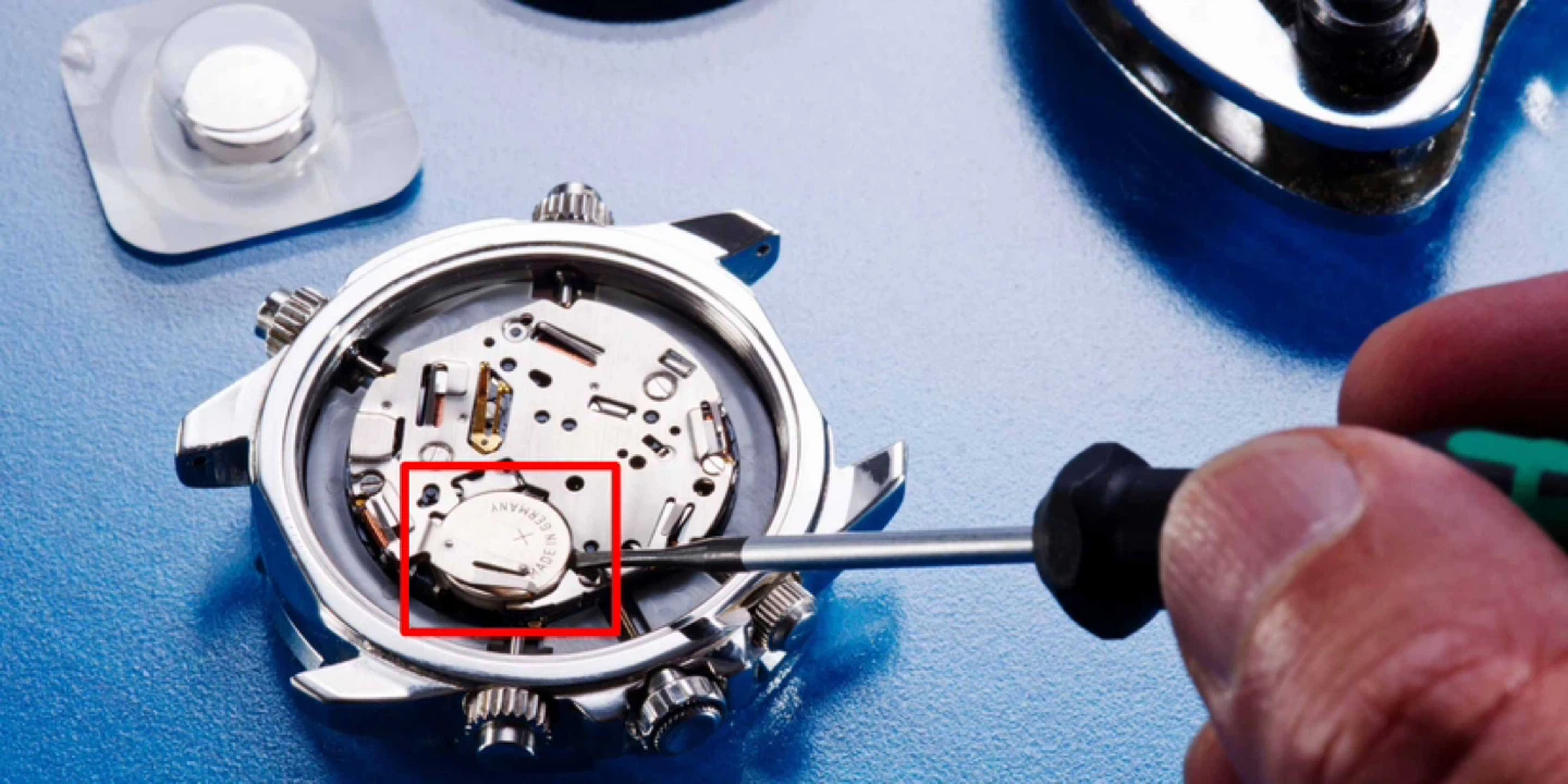 WATCH BATTERY REPLACEMENT/ BAND ADJUSTMENT