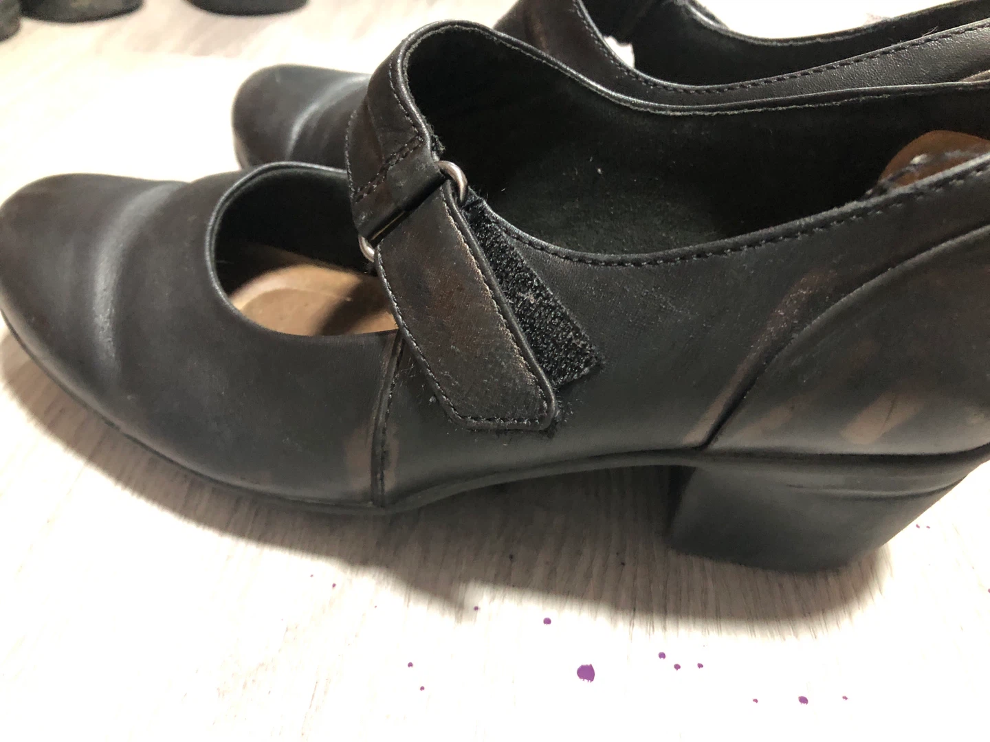 Clarks Black Leather Mary Jane Shoes - photo 2