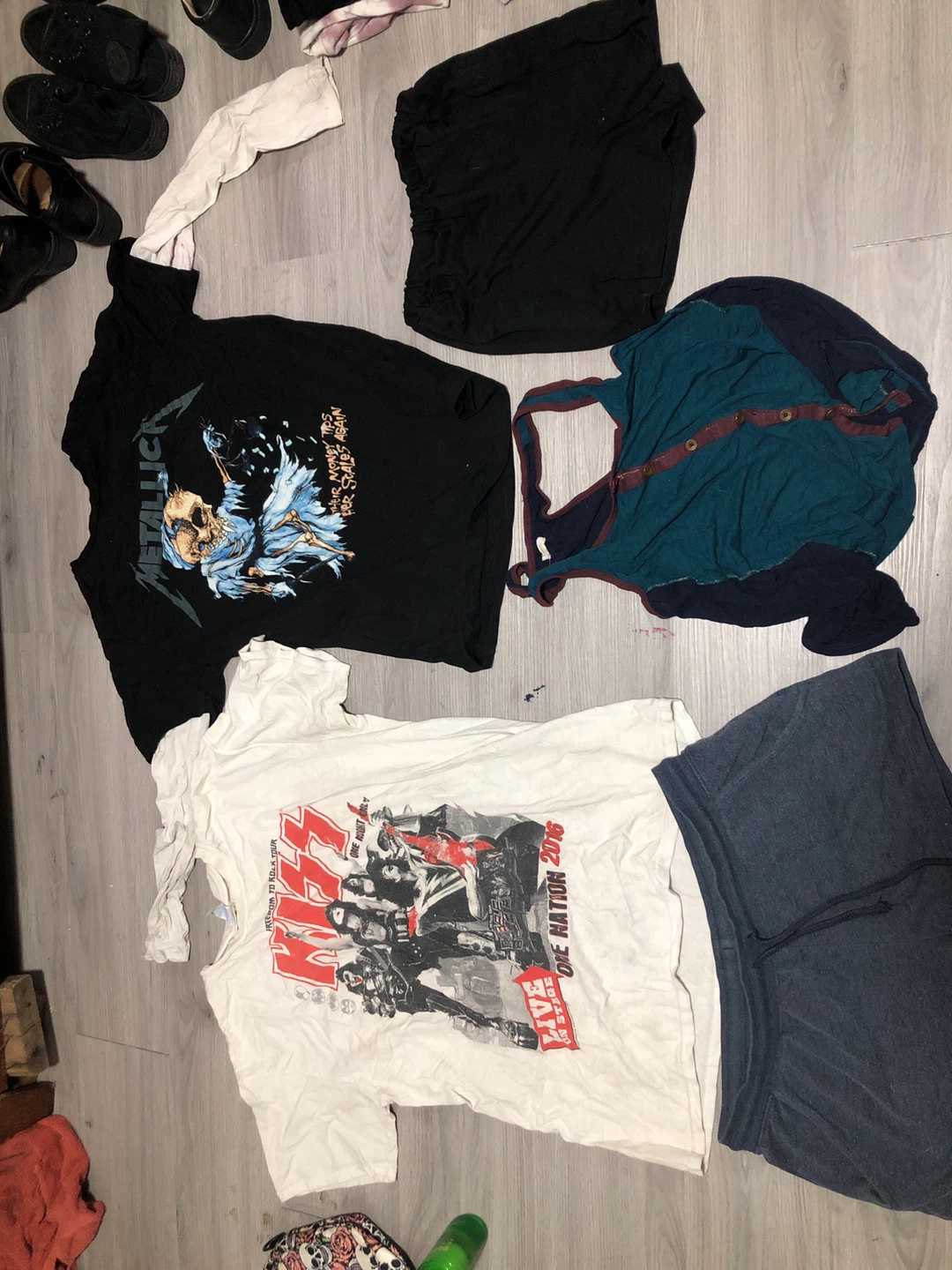 Assorted Women's Clothing Bundle - photo 5