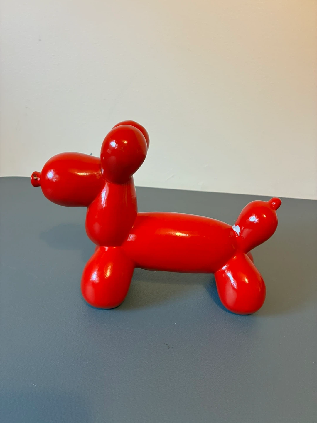Red Balloon Dog Sculpture - photo 3