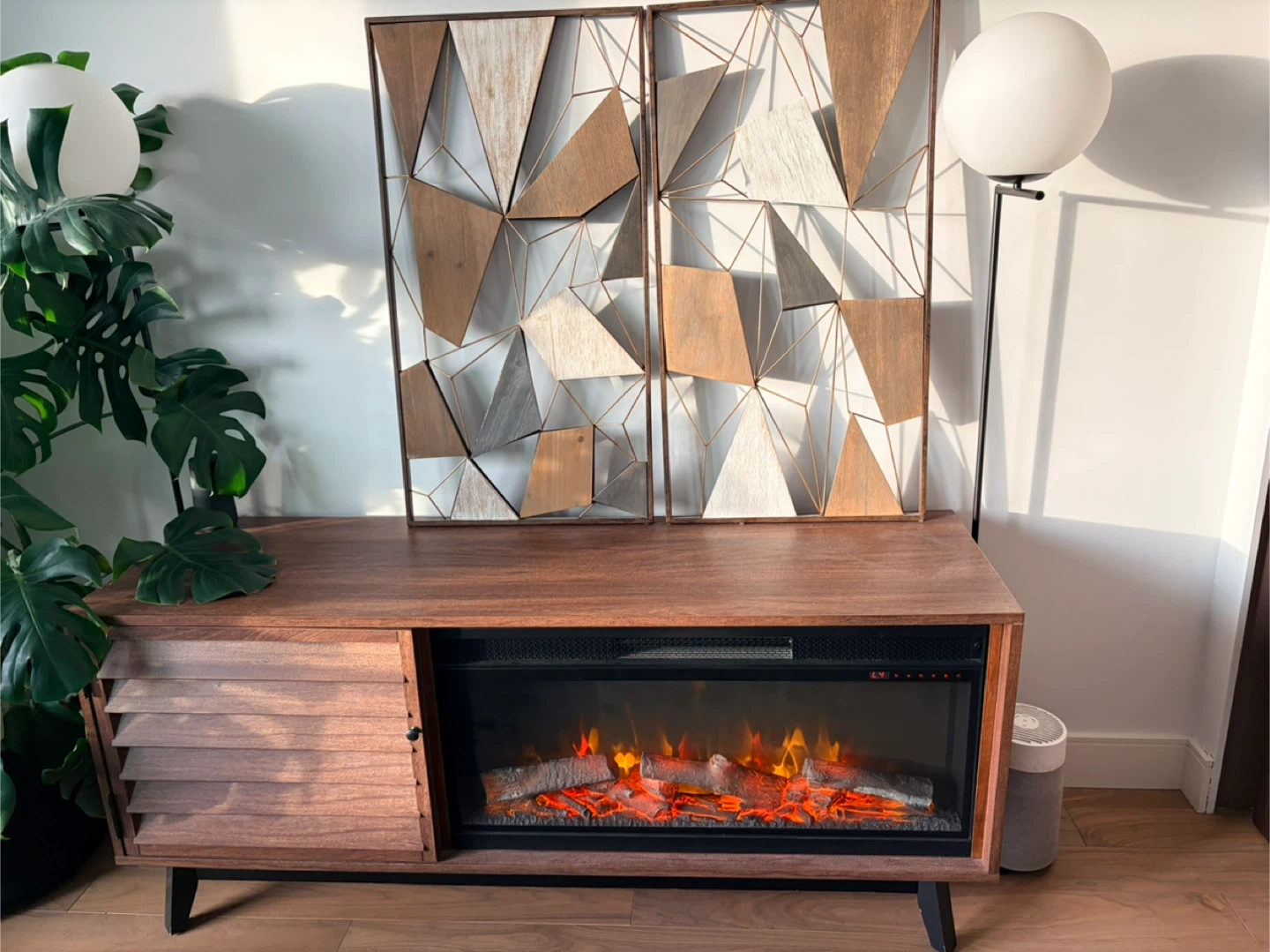 Mcm / japandi Walnut Wood Media Console with Electric Fireplace - photo 5