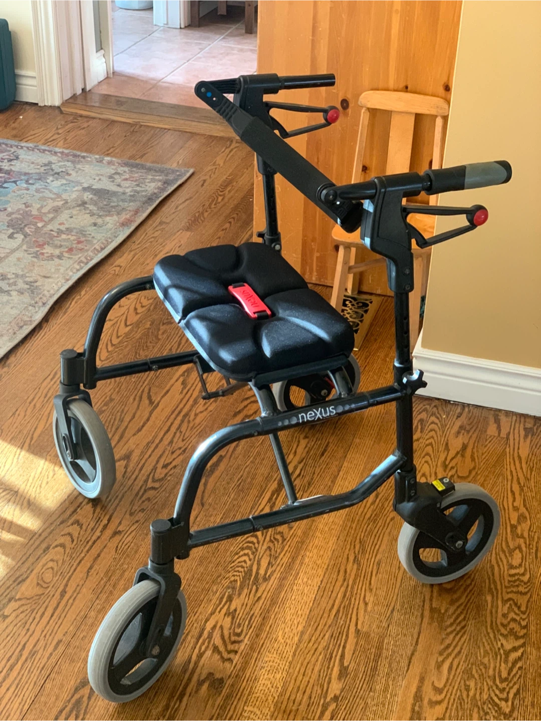 Nexus Walker with Seat and Basket - photo 4