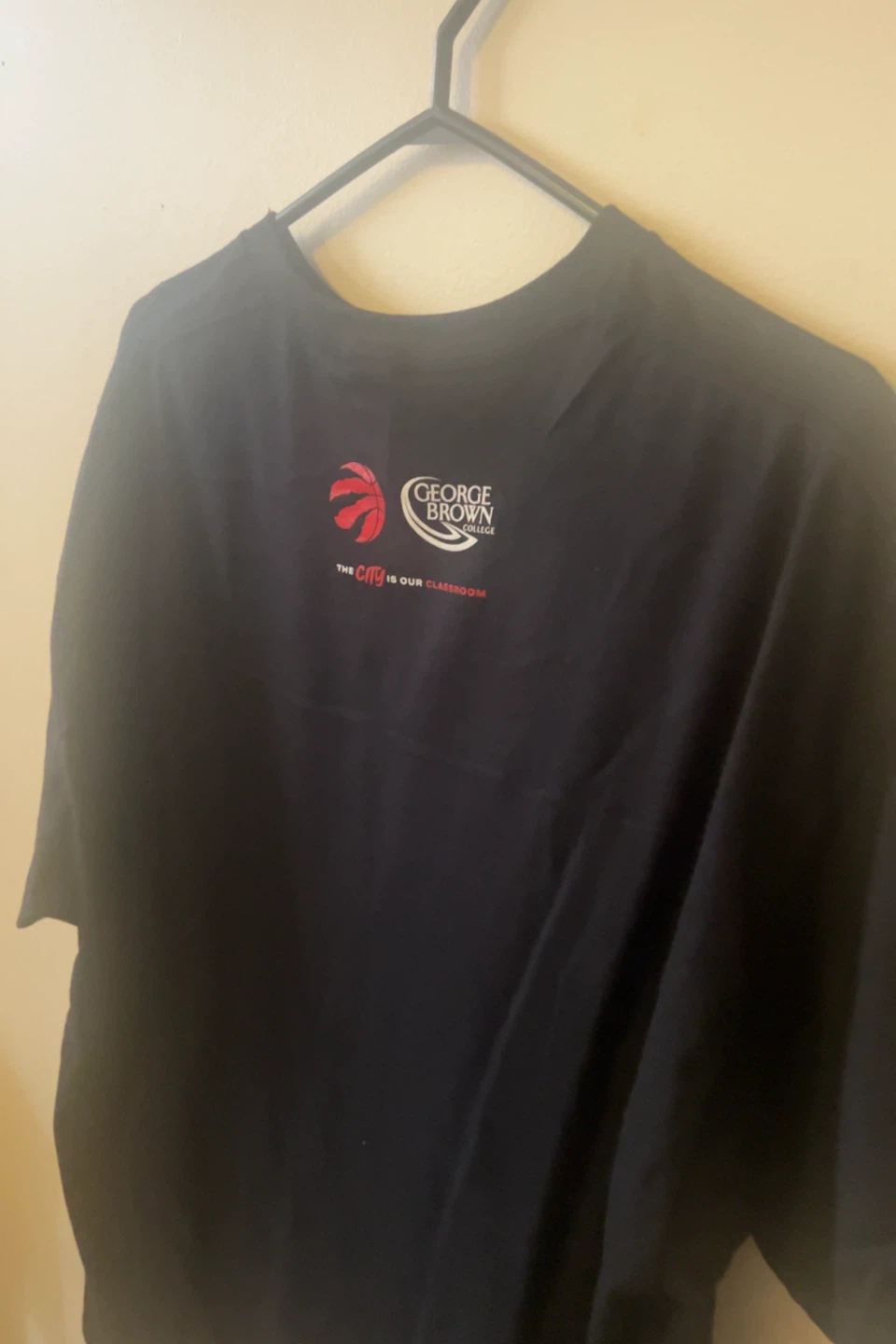George Brown College T-Shirt XXL - photo 2