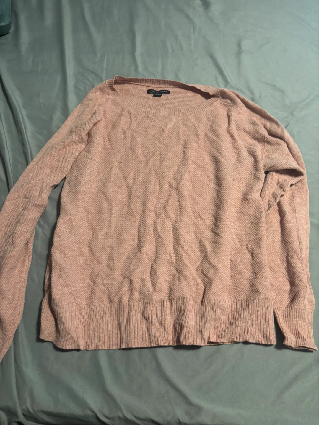 American Eagle Outfitters Pink Knit Sweater - Small