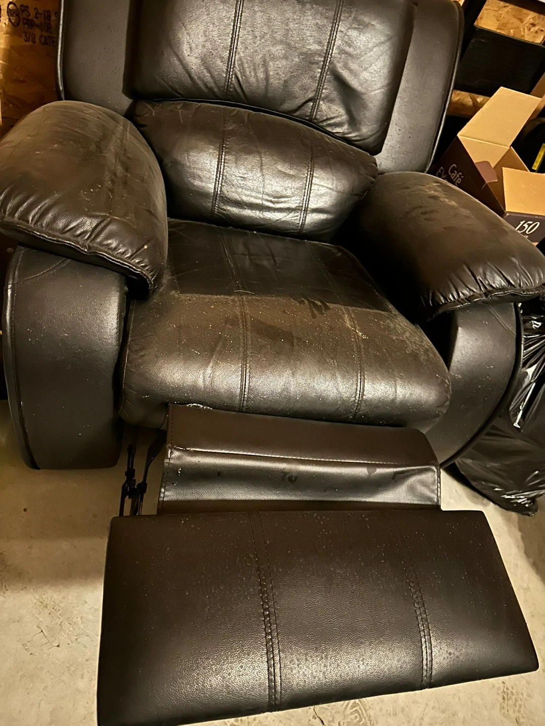 Black Leather Reclining Sofa - photo 4