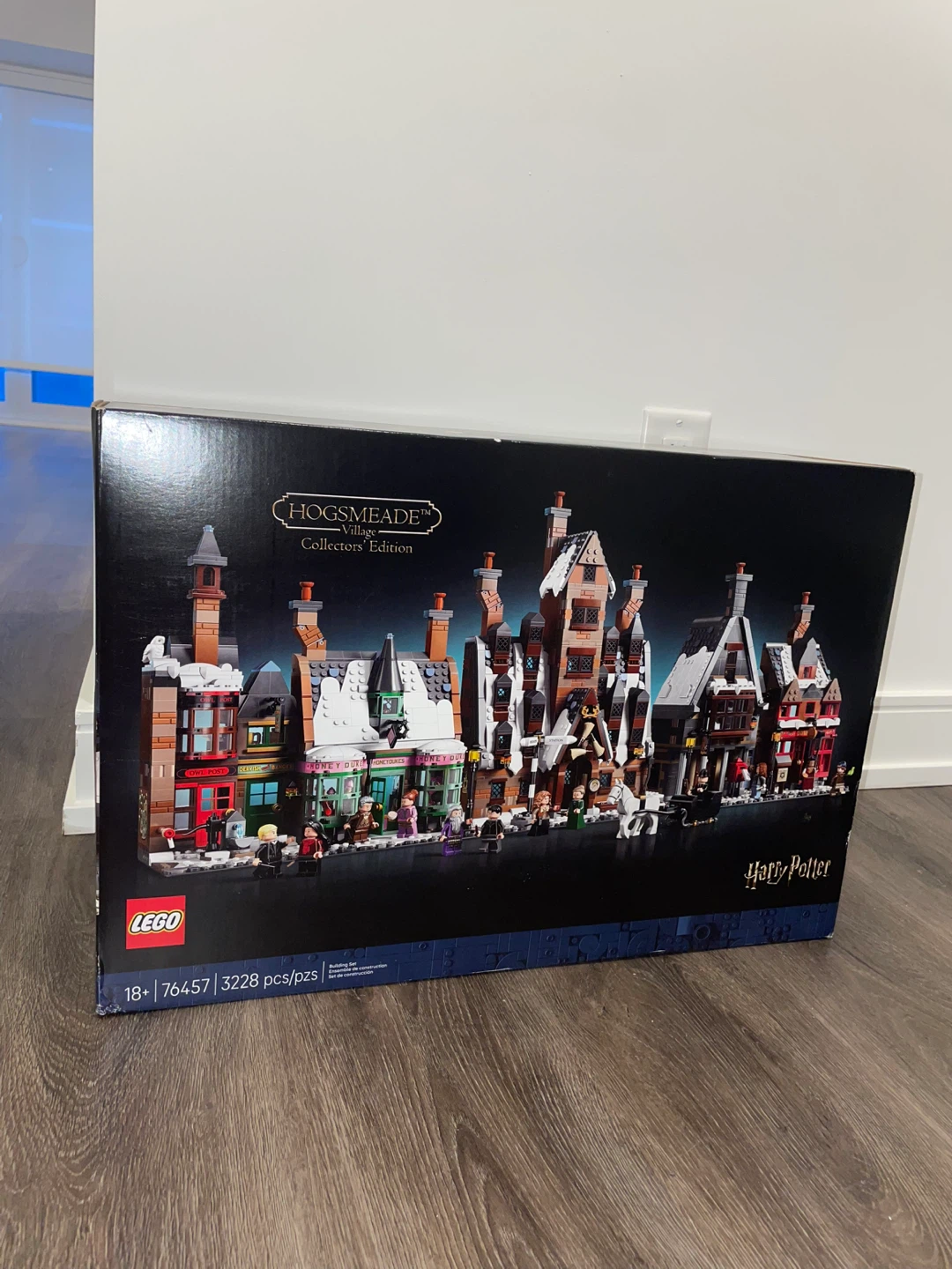 LEGO Harry Potter Hogsmeade Village Collectors' Edition
