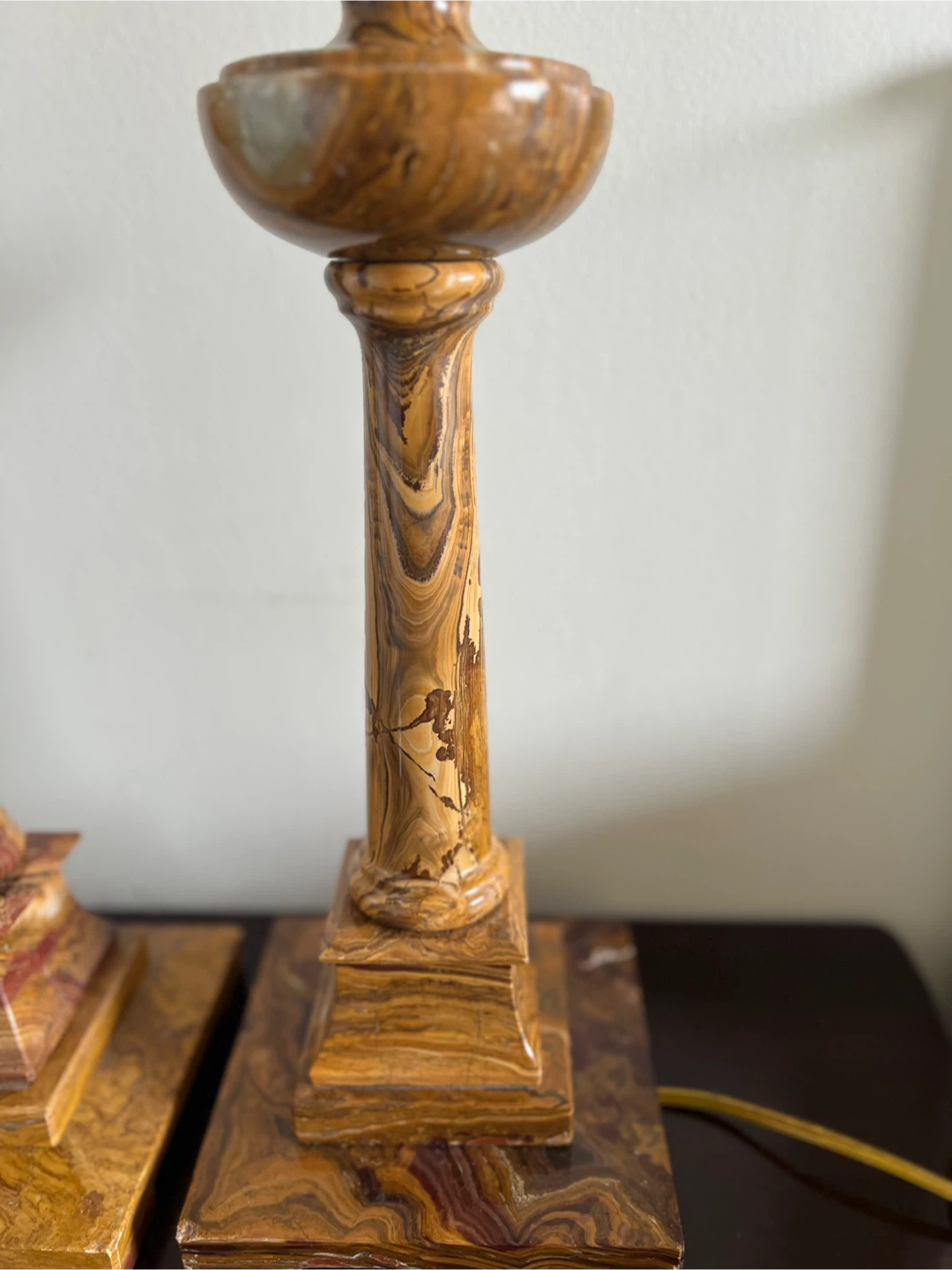 Pair of Onyx Table Lamps natural stone - photo 2