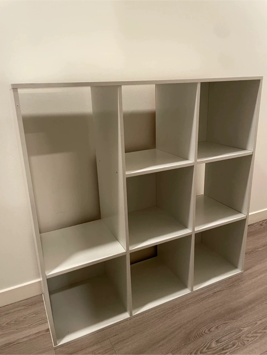 White Cube Storage Shelf Unit