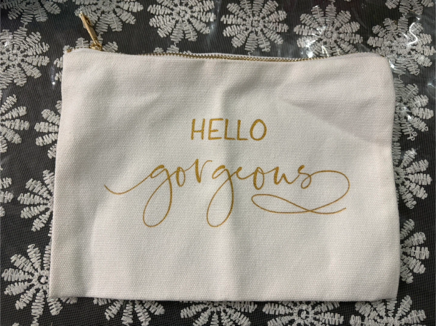 Cosmetic bag