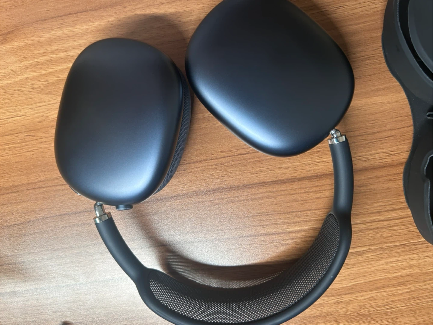 Apple AirPods Max Headphones - Space Black - photo 3