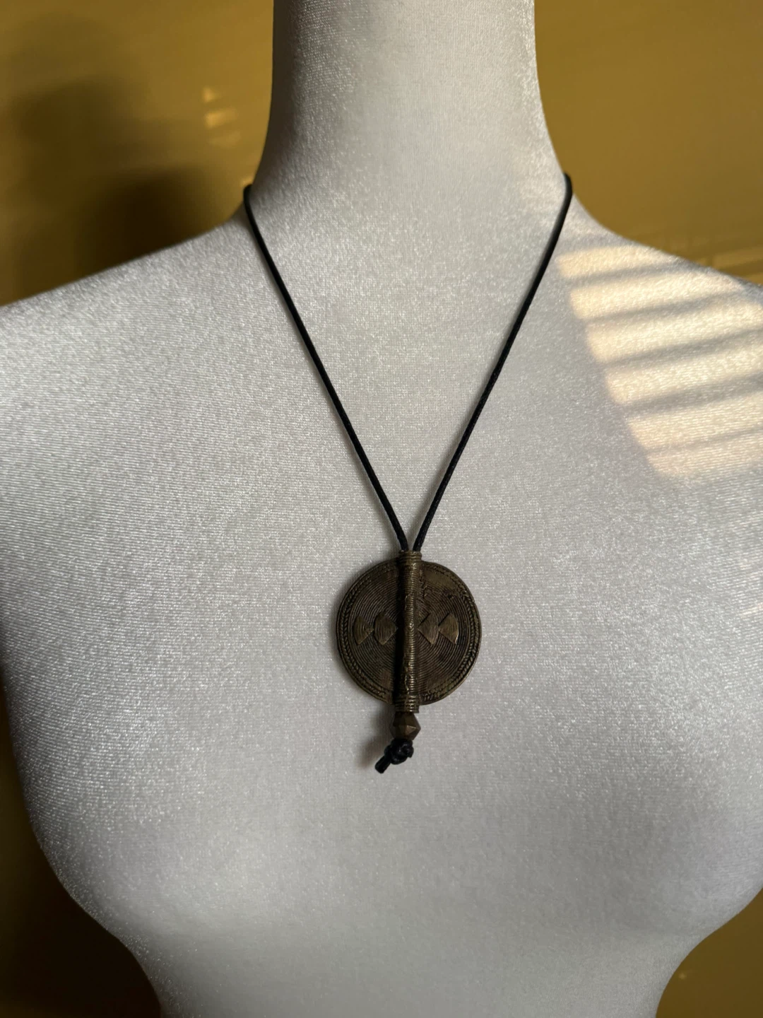Vintage African pendant necklace - photo 2
