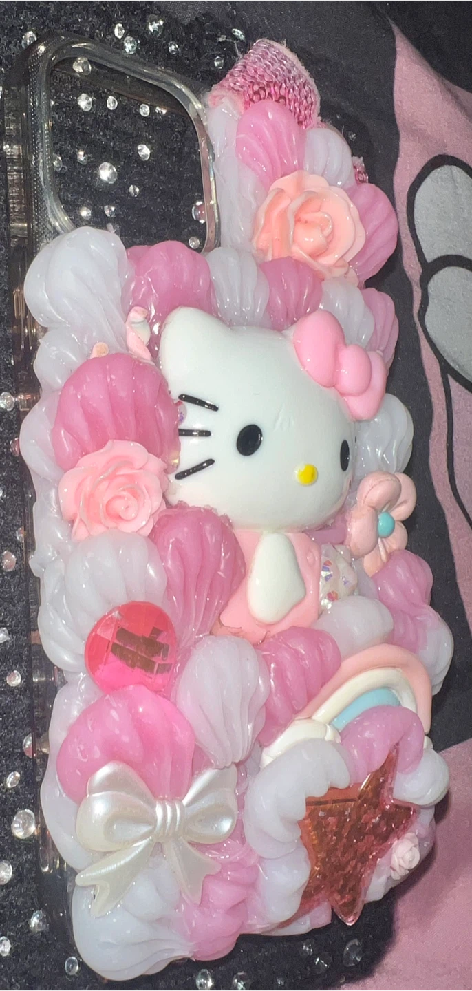 Custom Bling Hello Kitty Phone Case - photo 2