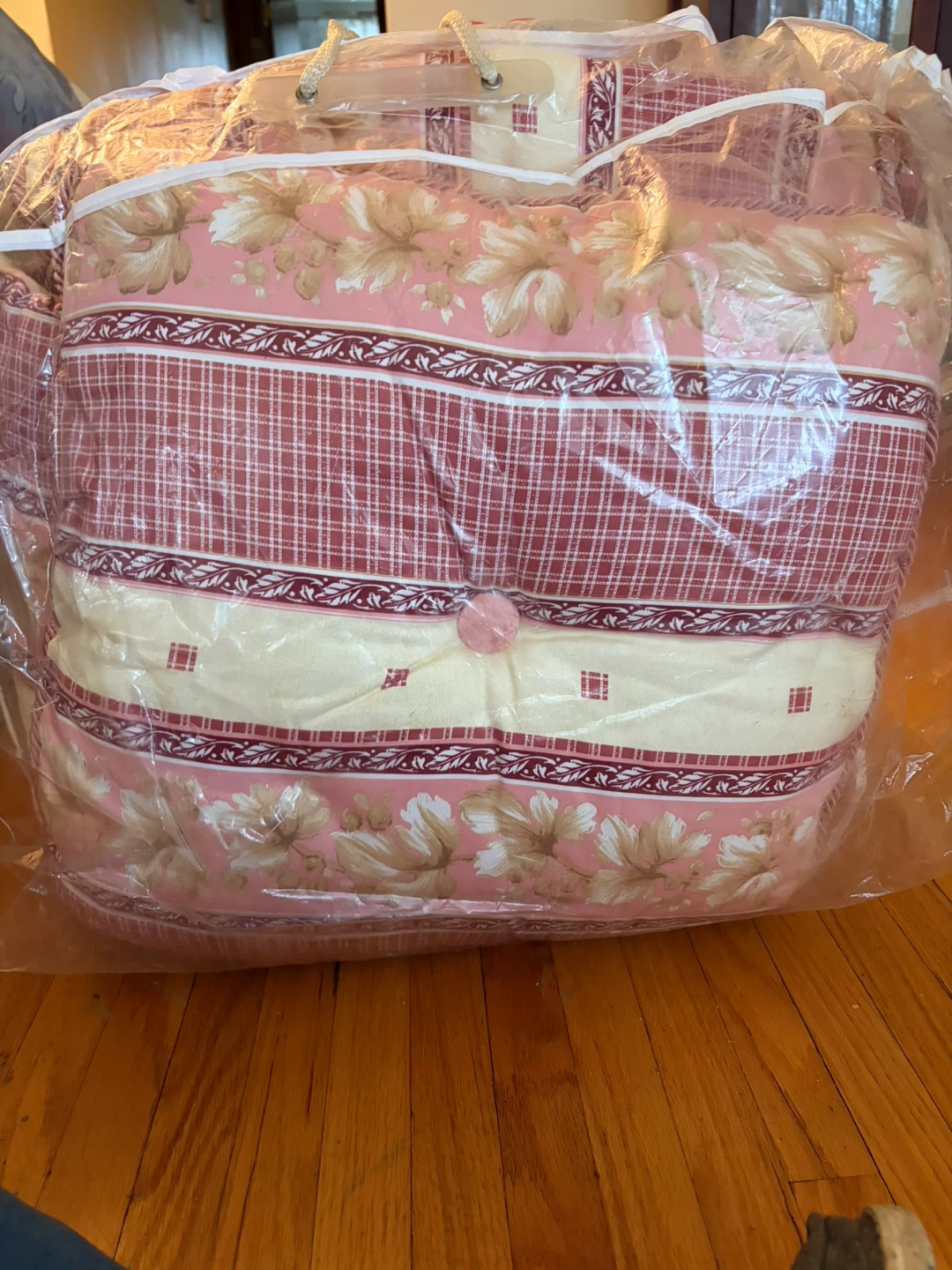 Floral Comforter & Pillow Set