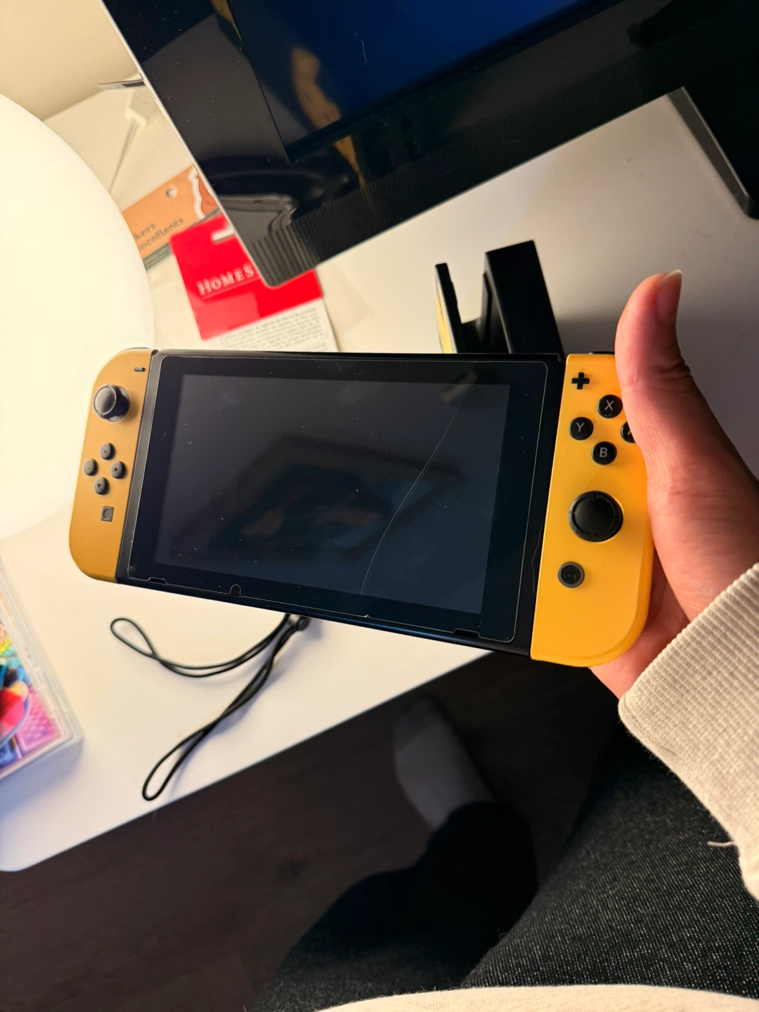 Nintendo switch Pokemon Lets go edition - photo 3