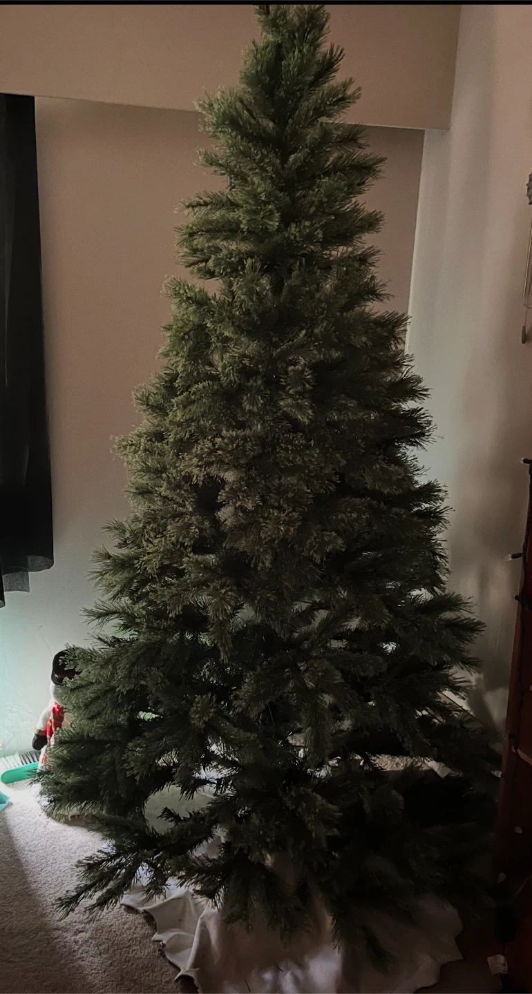 Artificial Christmas Tree 6ft tall - photo 2
