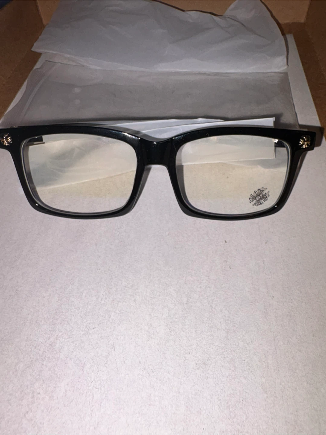 Black and gold Chrome heart glasses - photo 4