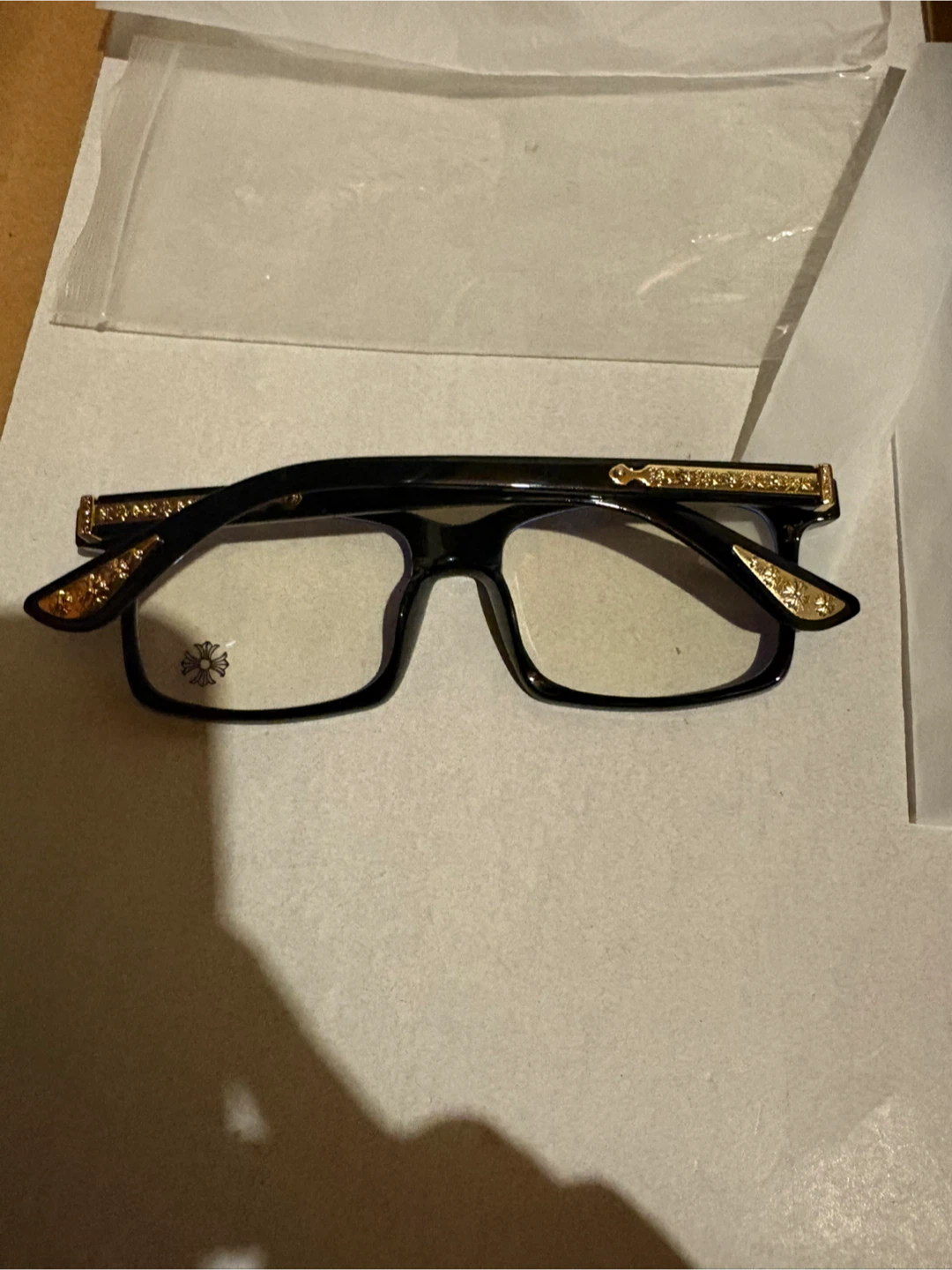 Black and gold Chrome heart glasses - photo 5