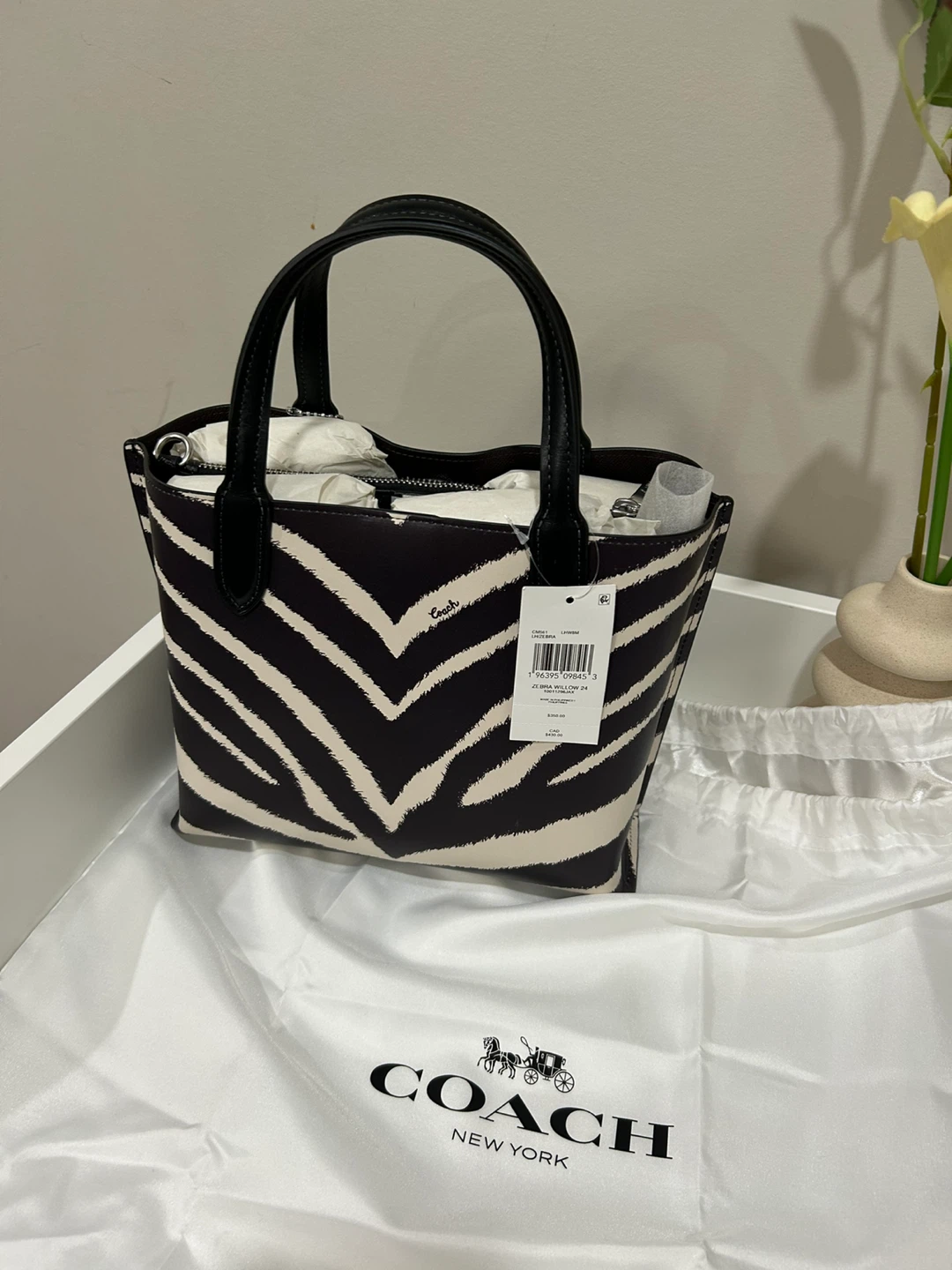 Coach Zebra Willow 24 Tote Bag - photo 2