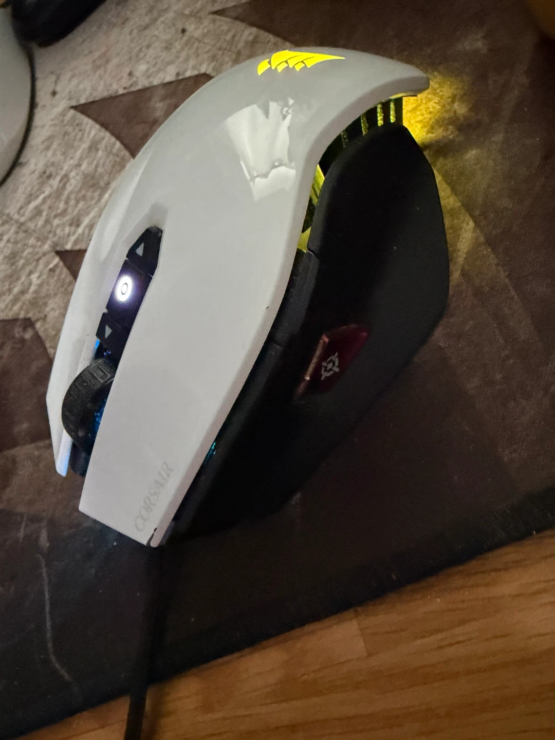 Custom White RGB Gaming PC with mouse + keyboard - photo 4