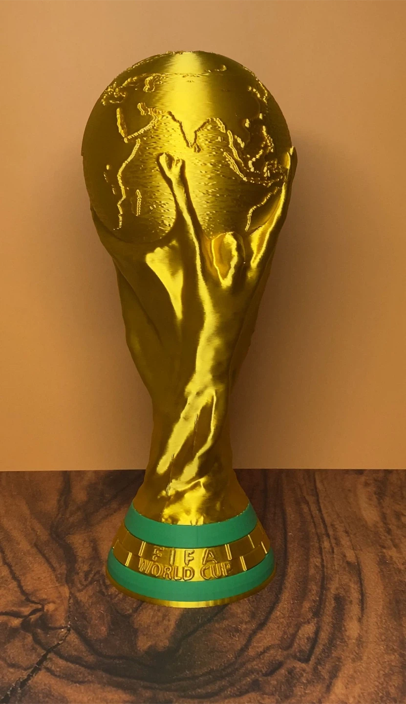 FIFA World Cup Trophy Replica - photo 2
