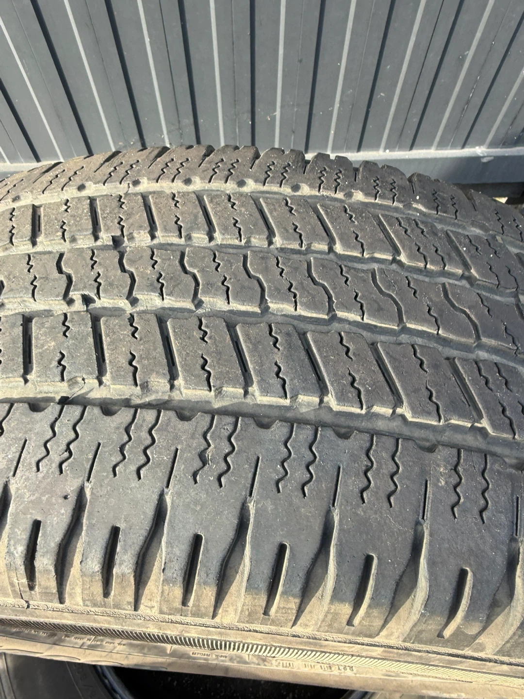 Goodyear Wrangler SR-A Tire P275/60R20 - photo 3