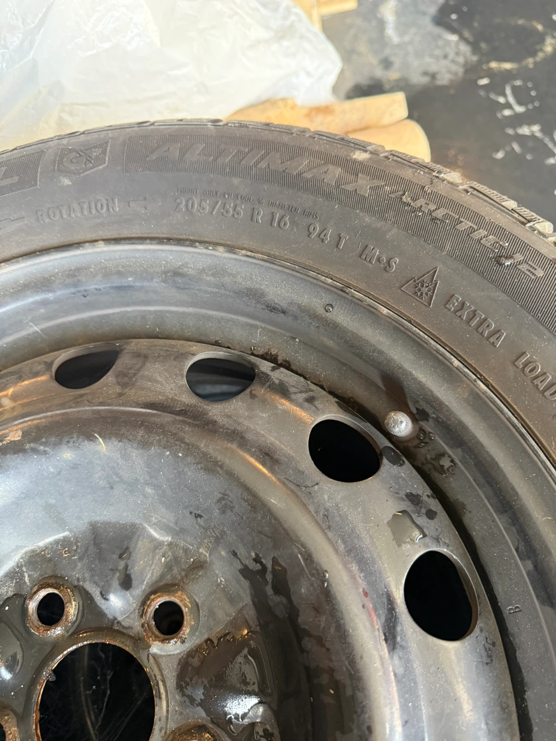 General Altimax 205/55R16 Winter Tires - photo 3