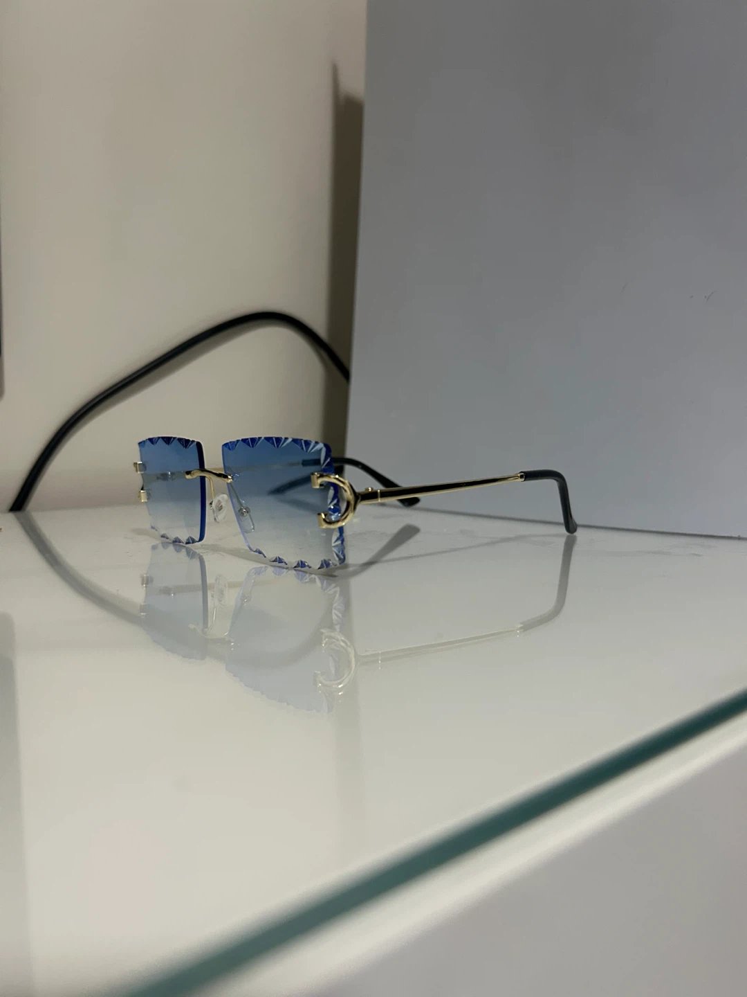 Cartier big c ice tint w wave cuts - photo 3