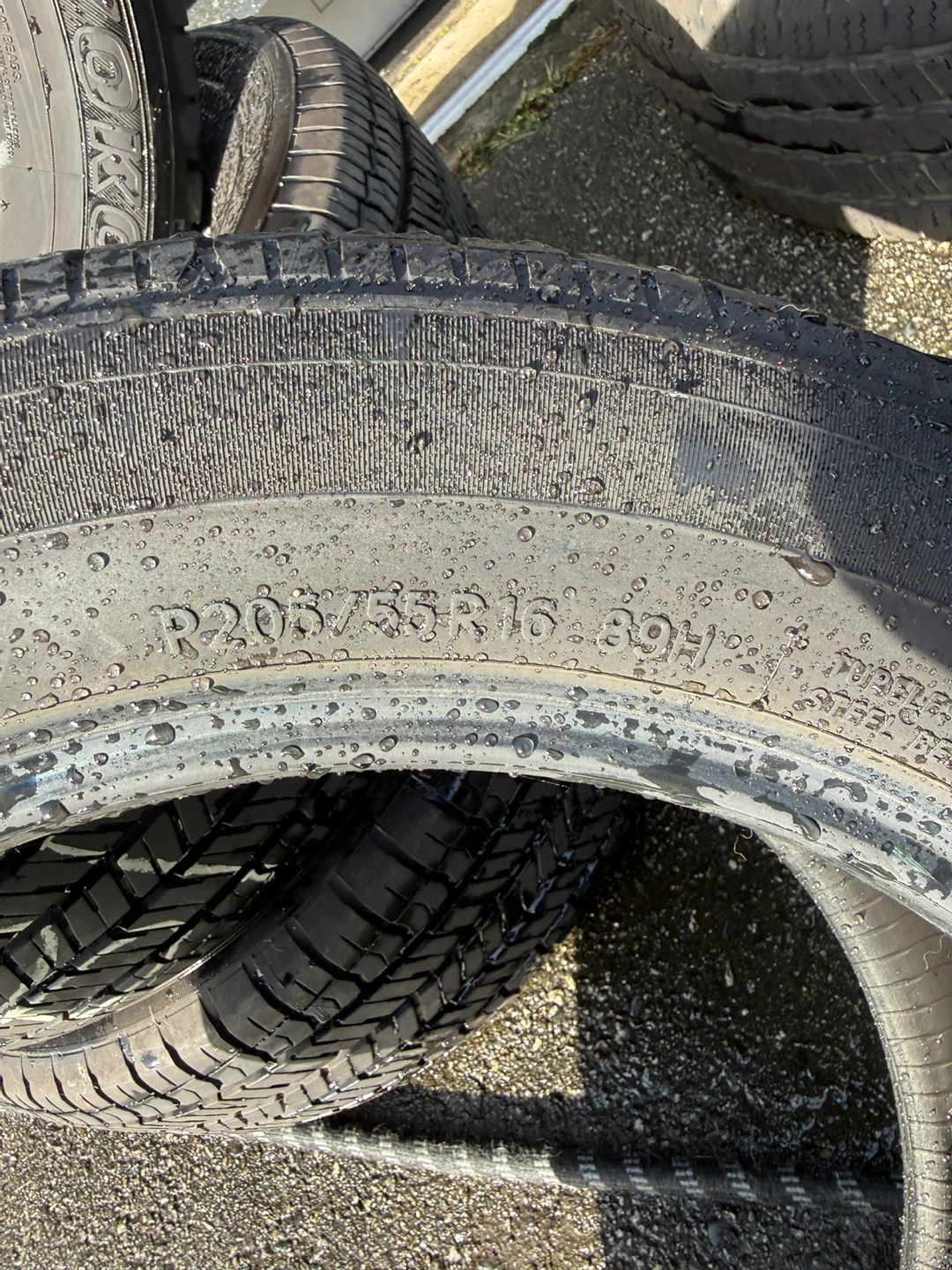 Toyo Tires P205/55R16 89H - photo 2