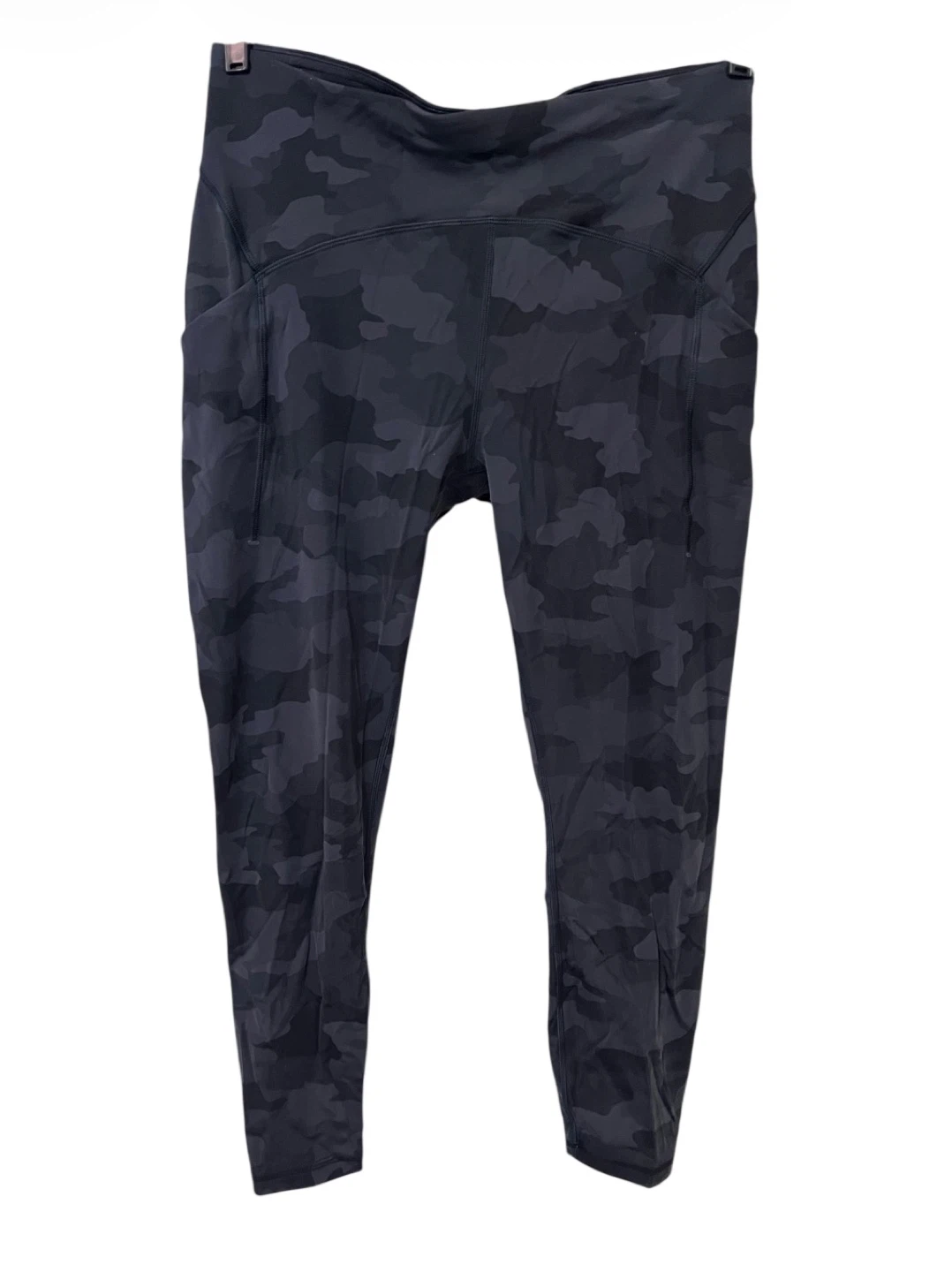 🖤 Lululemon Align Leggings – Black Camo (Size 10)