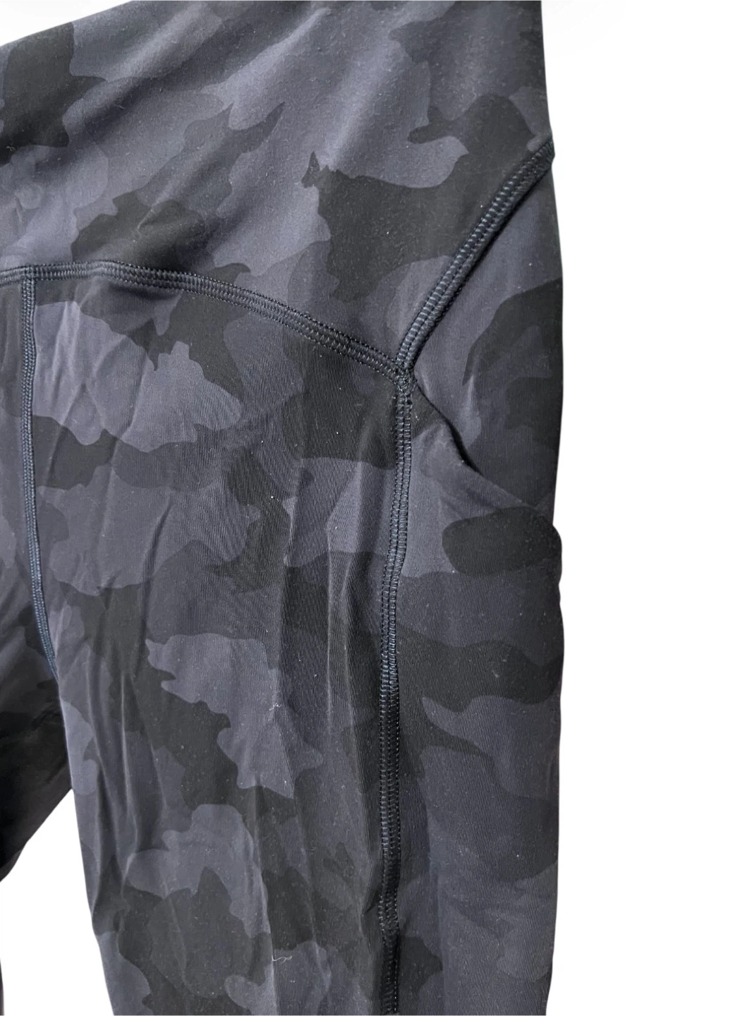 🖤 Lululemon Align Leggings – Black Camo (Size 10) - photo 2