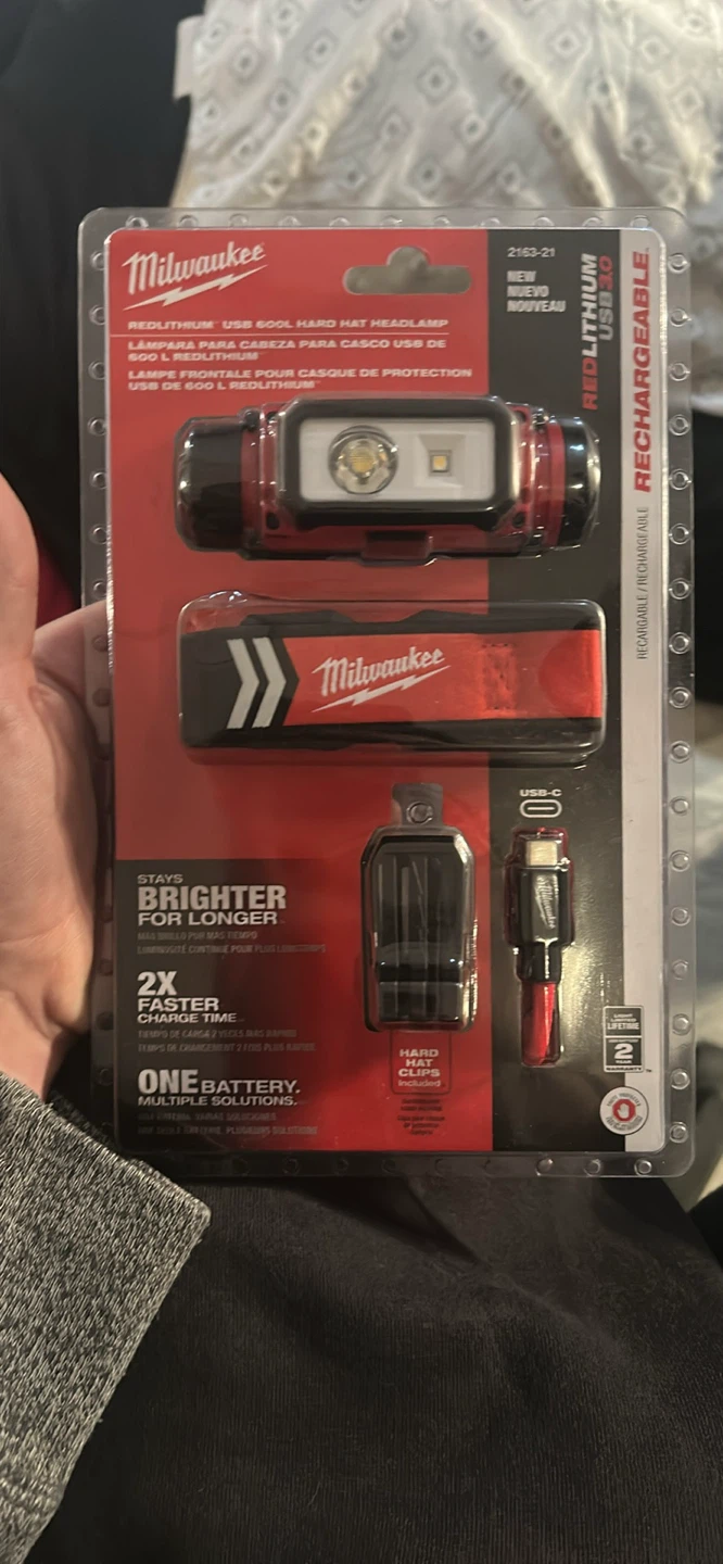 Milwaukee REDLITHIUM USB Rechargeable Headlamp with Battery