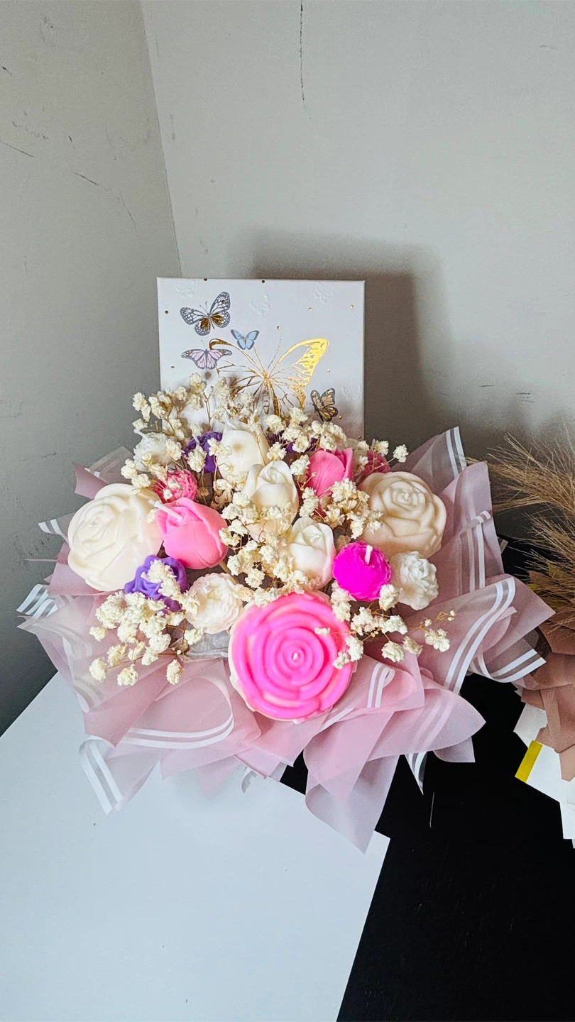 Beautiful Scented Candle Flower Arrangement – Unique Gift Idea - photo 5