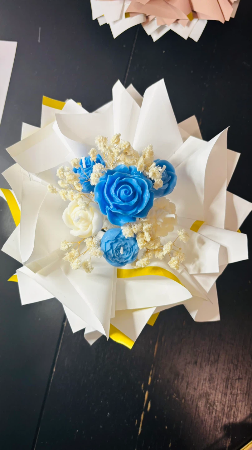 Beautiful Scented Candle Flower Arrangement – Unique Gift Idea - photo 4