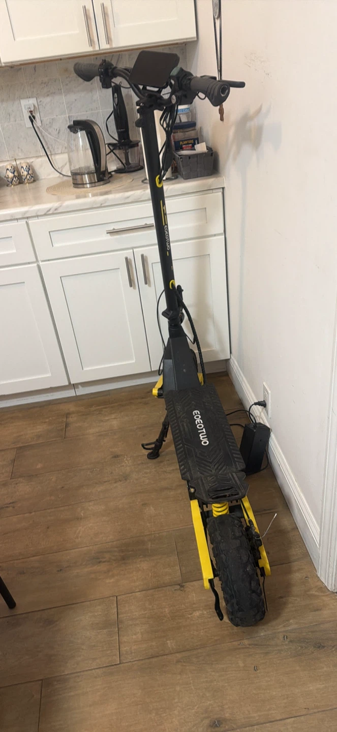EOEO TWO Electric Scooter - photo 2