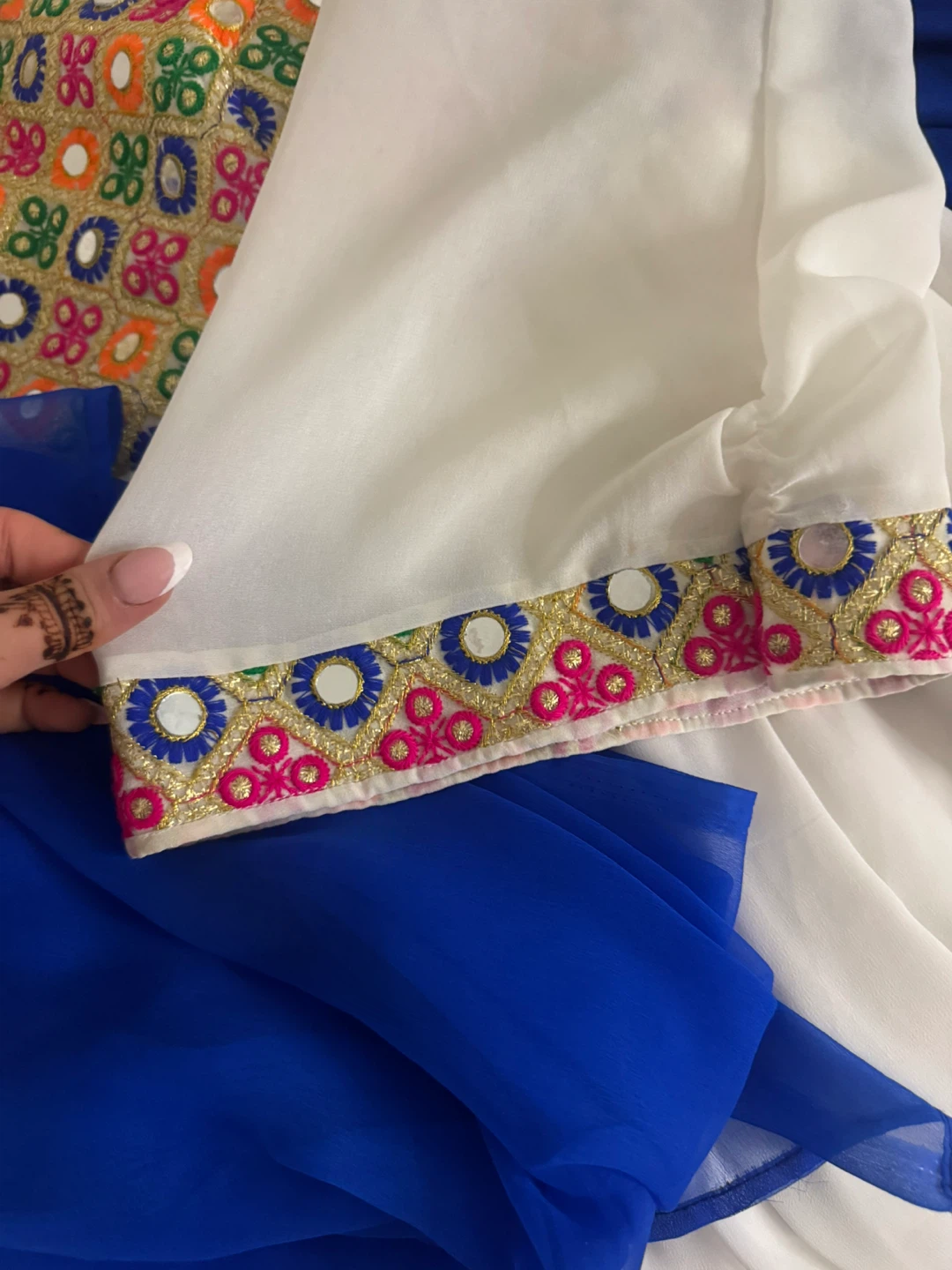 Afghan White Dress with Blue Scarf - photo 2