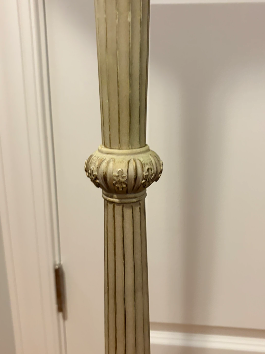 Decorative Floor Lamp with Cream Shade - photo 3