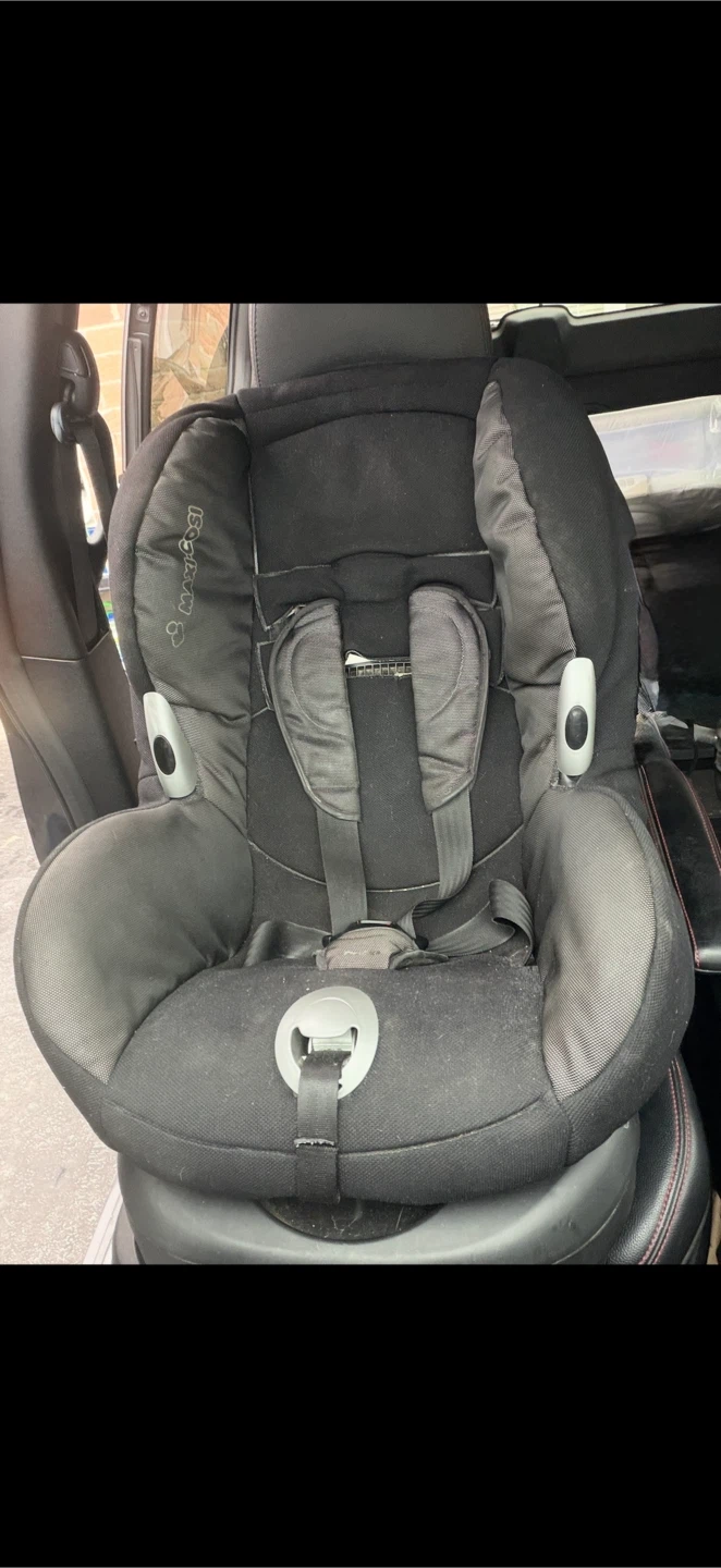 Maxi-Cosi Carseat with Load Leg Stability - photo 5