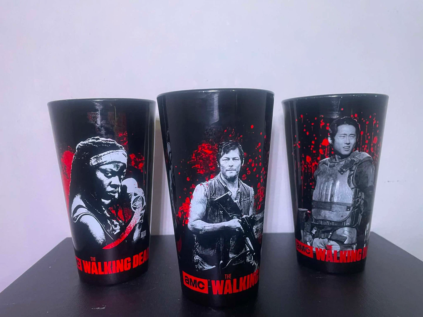 The Walking Dead Collectible Glass Set (Daryl, Michonne, Glenn) - photo 3